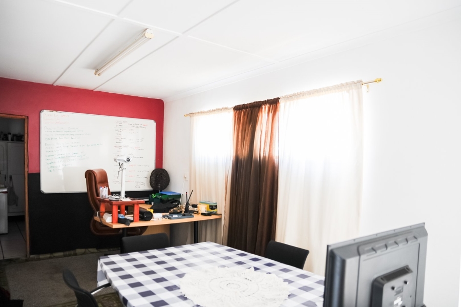 7 Bedroom Property for Sale in McDougall